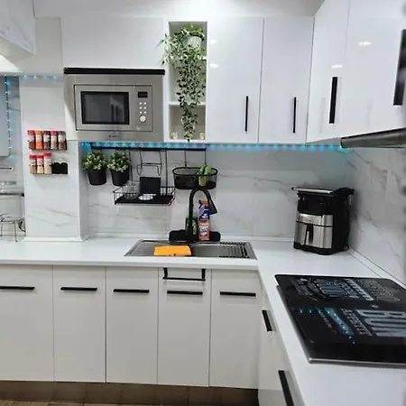 Apartment Alojamiento Entero Moderno En Barcelona Terrassa