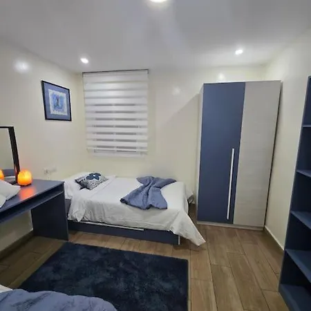 Apartment Alojamiento Entero Moderno En Barcelona Terrassa