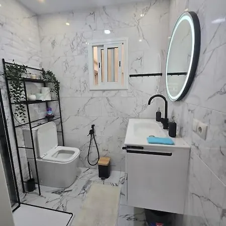 Apartment Alojamiento Entero Moderno En Barcelona Terrassa